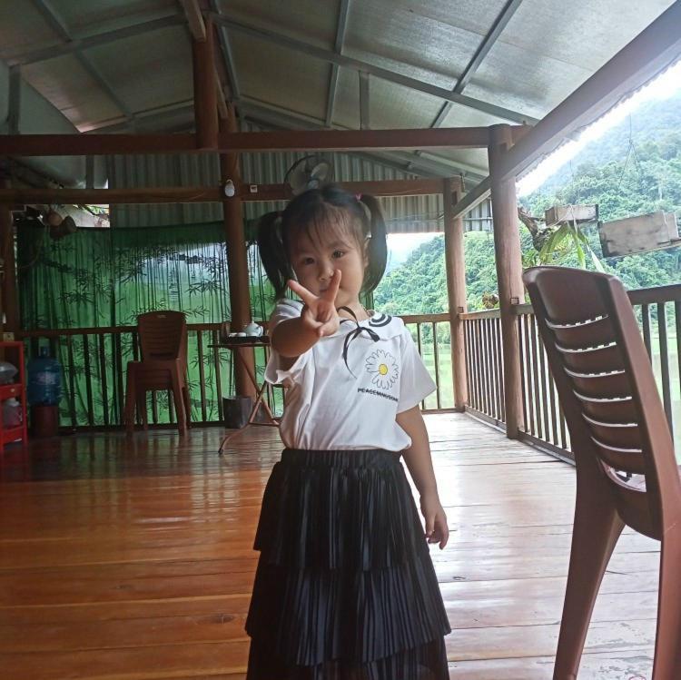 Tran Xuan Homestay Ba Be Village Buitenkant foto